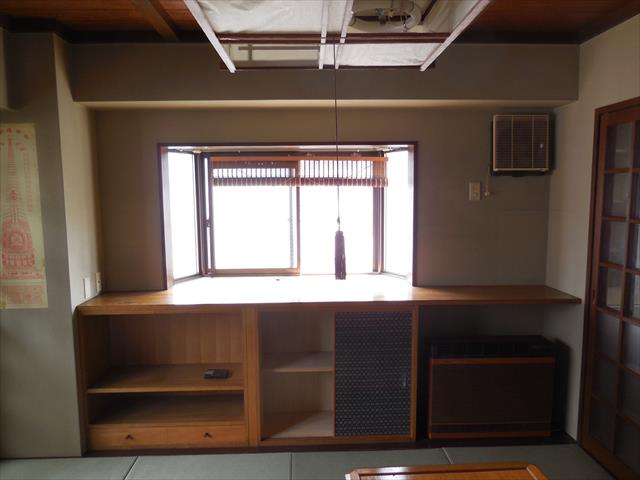 内装の仕上げ材の存在により雨漏りが始まっている事に気付いていない方が多い