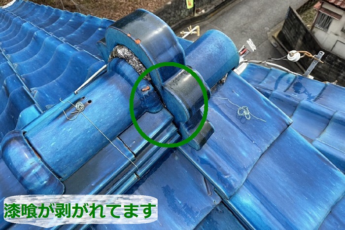 瓦屋根の無料調査で漆喰の剥がれを確認