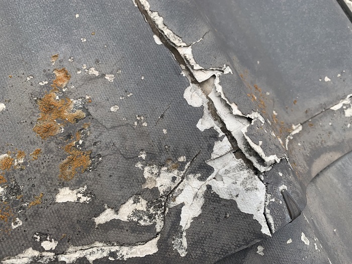 層間剝離したセキスイ瓦U