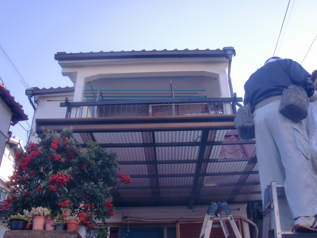 貝塚市の塩ビ製の波板