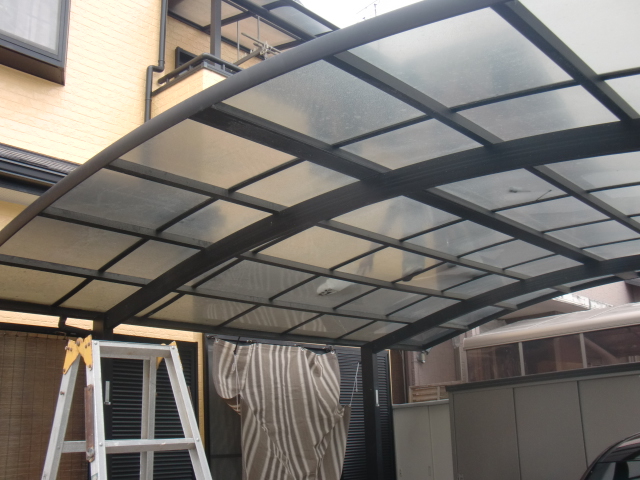 岸和田市八田町のカーポートのポリカ復旧