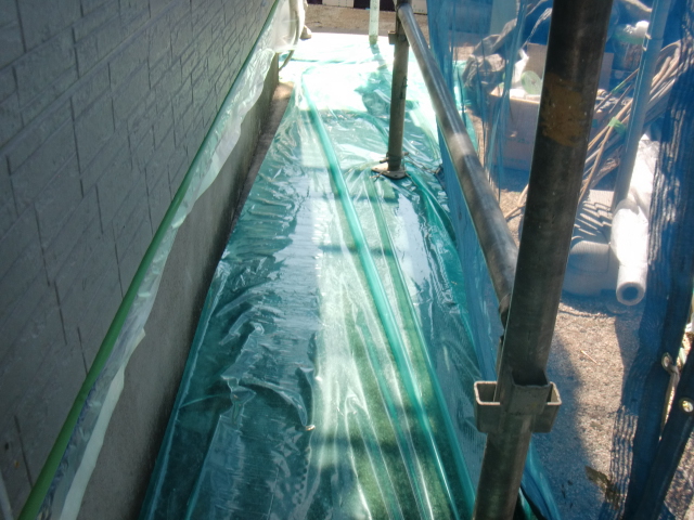 岸和田市西之内町の外壁塗装の養生