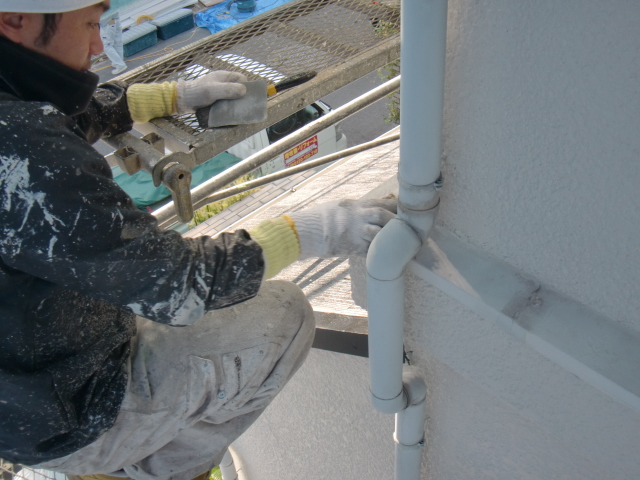 岸和田市岡山町の水切り目荒らし中