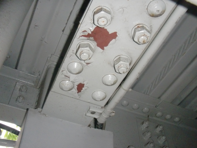 岸和田市春木の一階の鉄骨の塗膜の劣化状況