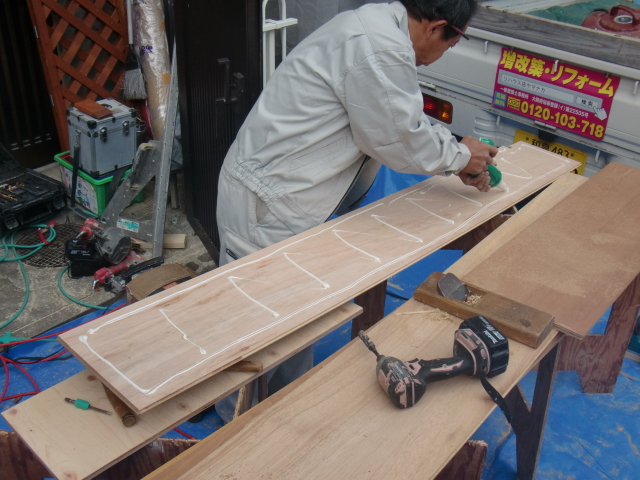 岸和田市土生町のフローリング設置