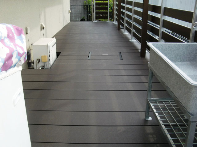 岸和田市西之内町のウッドデッキ・ひとと木Ⅱ