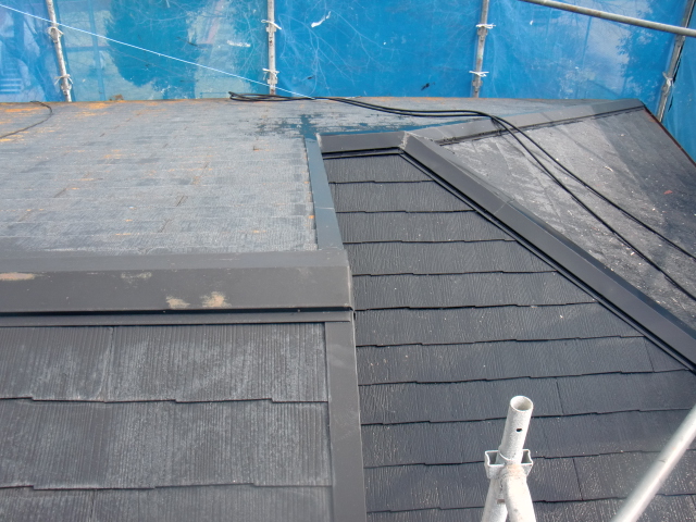 貝塚市のカラーベストの屋根塗装