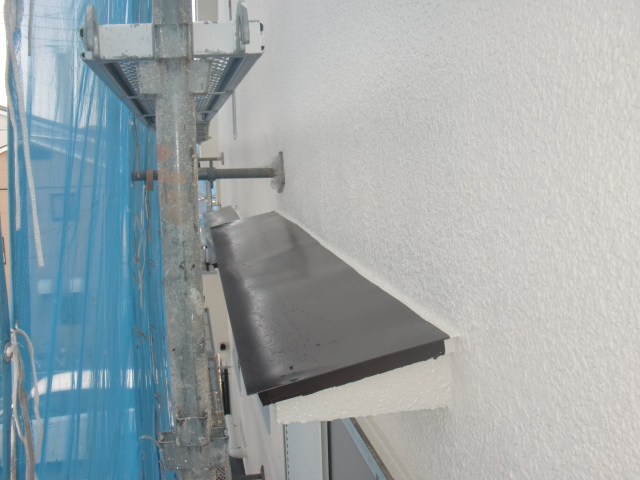 岸和田市春木本町の塗装できれいになった庇