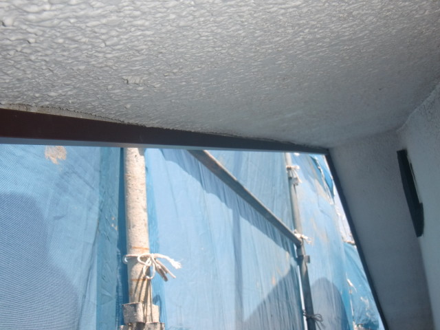 岸和田市摩湯町の破風板の内側の様子