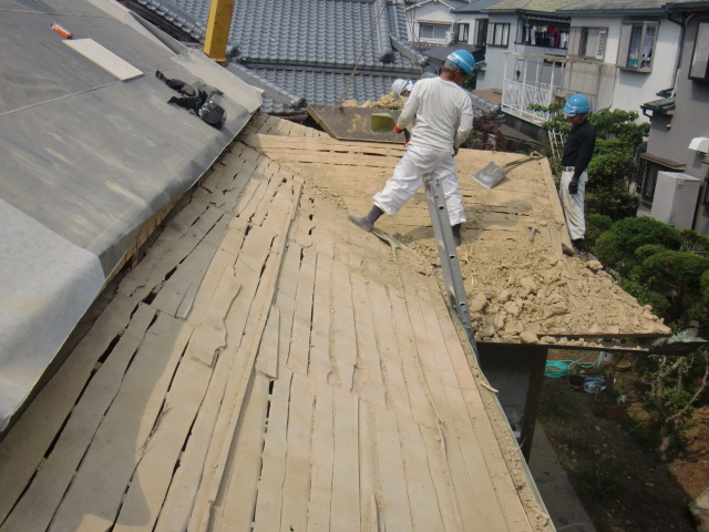 岸和田市土生町の下屋根の下地