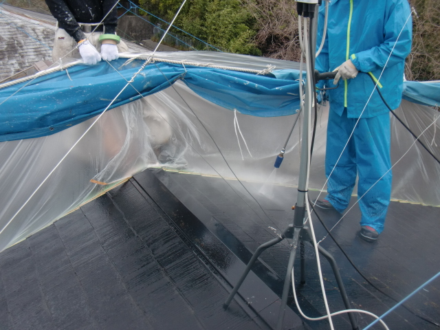 岸和田市天神山町の長屋の屋根洗浄