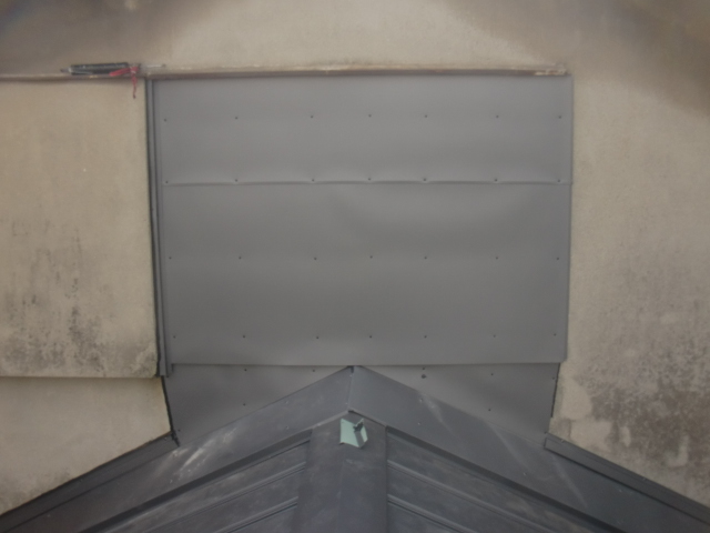 泉北郡忠岡町のケラバを防水