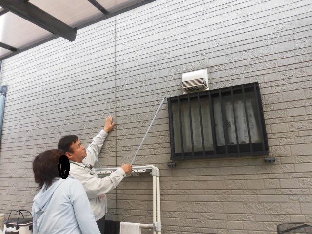 岸和田市上松町のサッシ回りのシーリング劣化状況報告