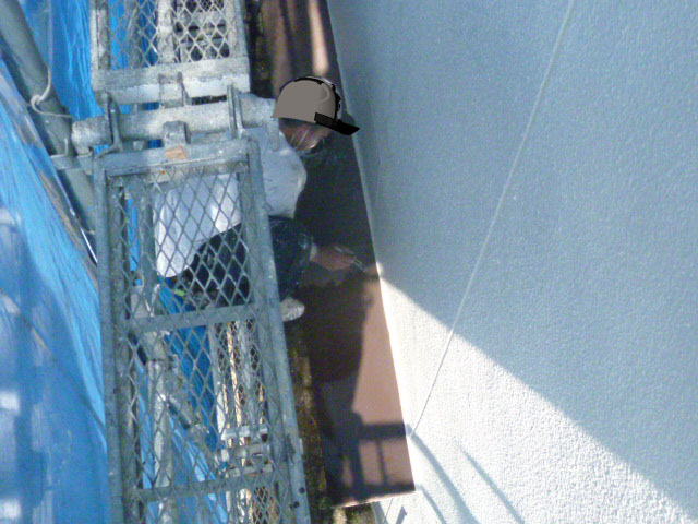 岸和田市土生町の既存庇の塗装