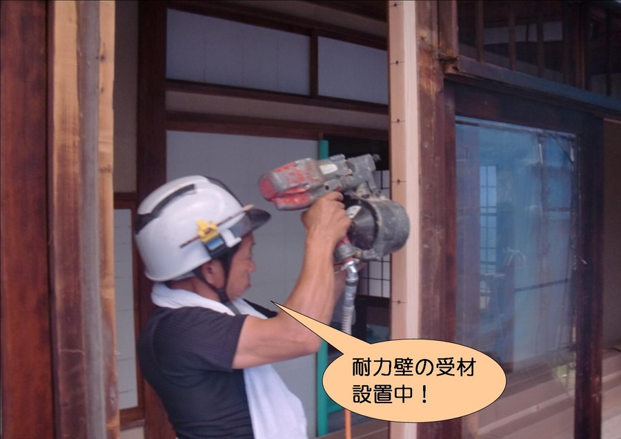 泉北郡忠岡町で耐力壁の受材設置