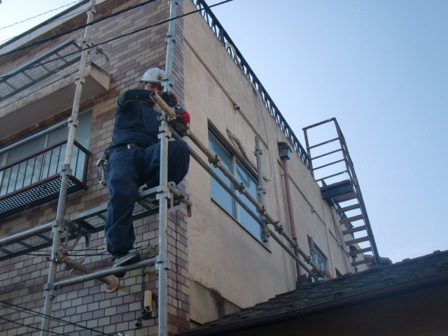 岸和田市の鉄筋コンクリート造の外壁塗装