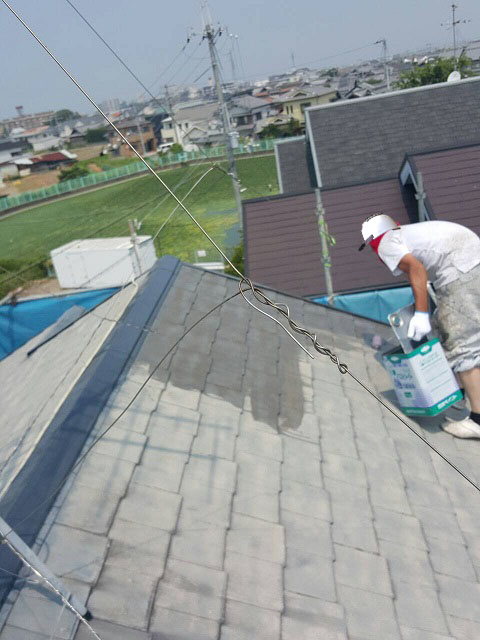 岸和田市八田町の屋根下塗り