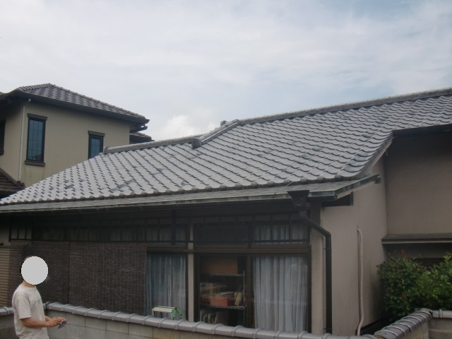 岸和田市内畑町の雨漏り現地調査