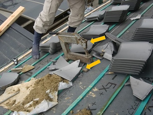 岸和田市東大路町の淡路産特上和瓦の屋根の葺き替え工事6日目