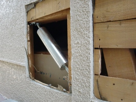 岸和田市土生町で屋根の洋瓦の葺き替えと棟瓦の最終工事