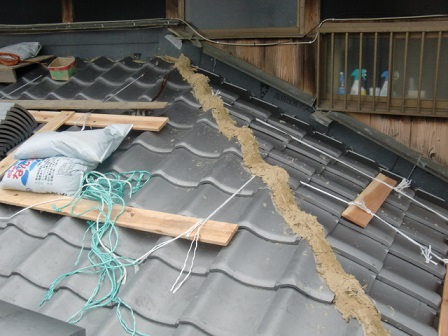 岸和田市東大路町の和瓦の屋根の葺き替え工事7日目