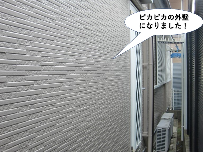 高石市の外壁がピカピカの外壁になりました