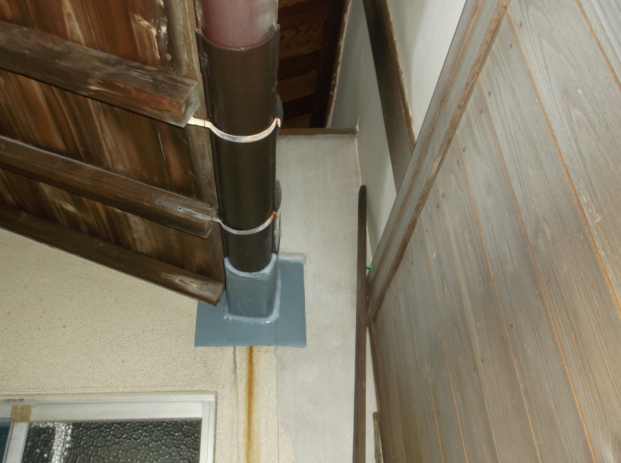 岸和田市の雨樋入替完了