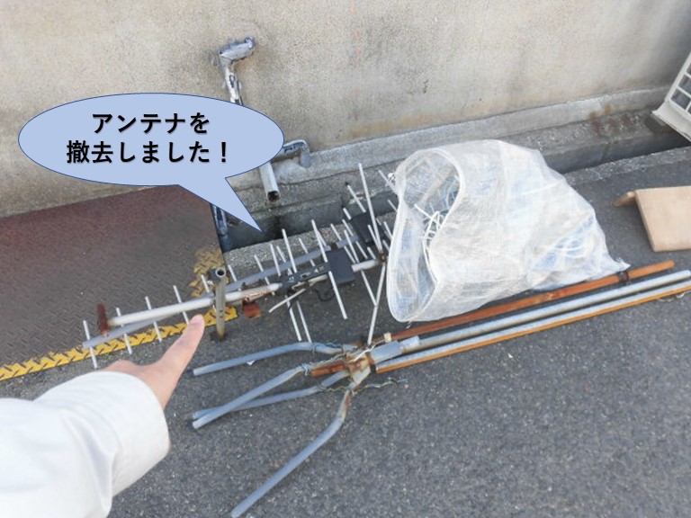 岸和田市の倉庫のアンテナを撤去しました