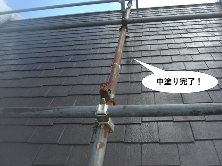 忠岡町の屋根中塗り完了