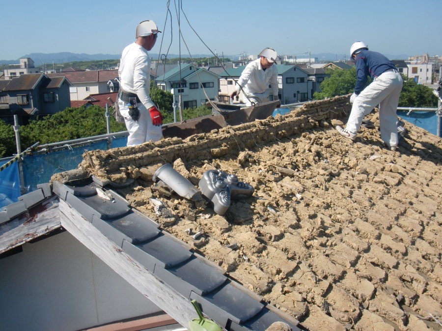 岸和田市土生町の既存屋根撤去