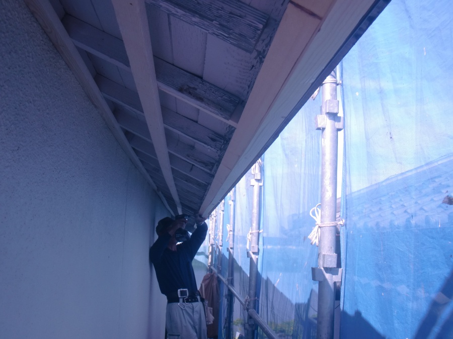 岸和田市土生町の軒天井改修