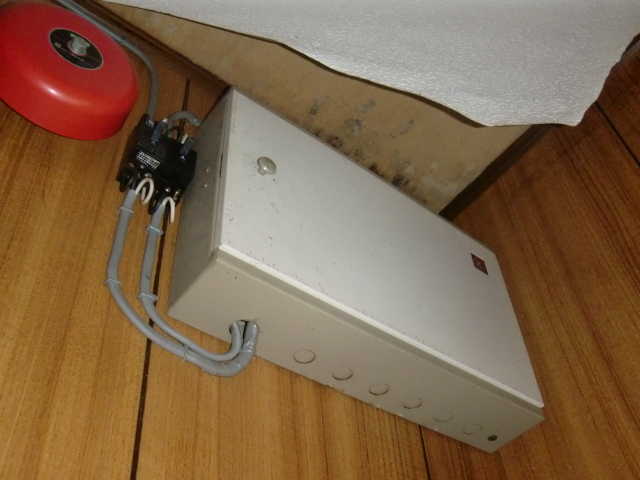 和泉市青葉台の天井のシミ