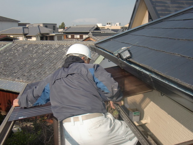 岸和田市吉井町波板張替工事