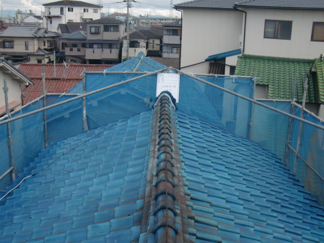 忠岡町の葺き替え前の瓦屋根