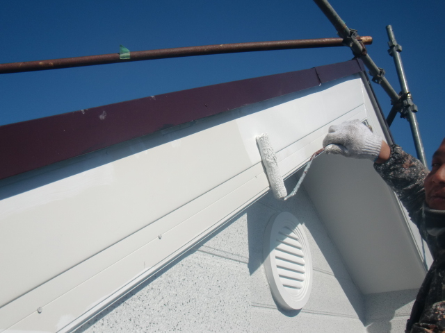 岸和田祖包近町の破風板塗装