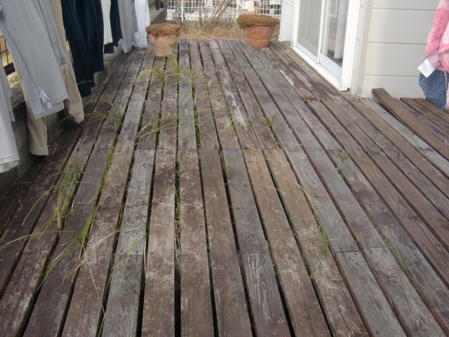 岸和田市下松町のウッドデッキ