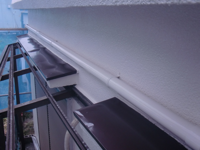 泉南郡岬町の庇塗装完了
