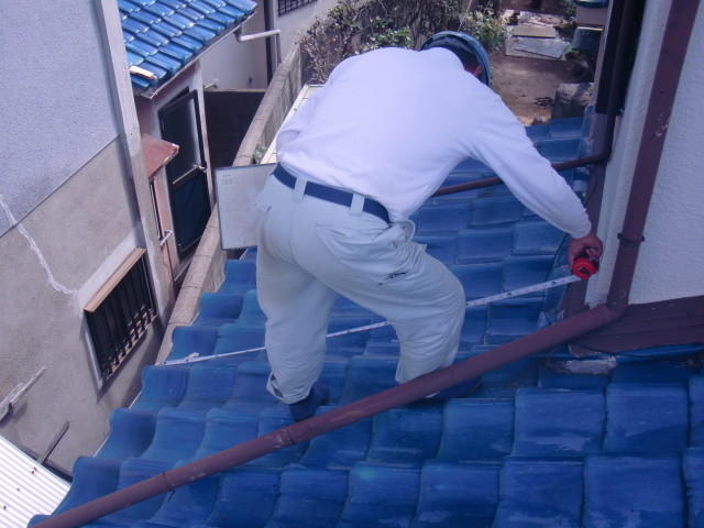 泉北郡忠岡町で瓦屋根の現地調査