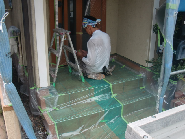 岸和田市西之内町の塗装前の養生