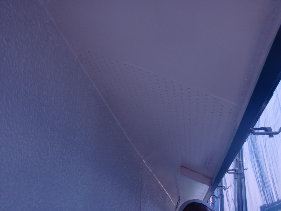 岸和田市土生町の軒天井上塗り