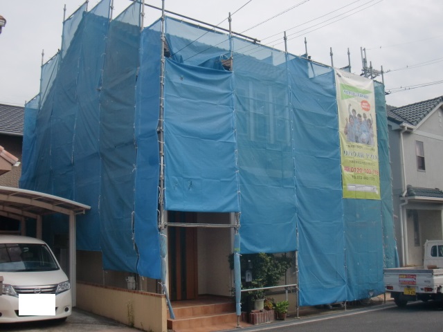 岸和田市西之内町の足場設置