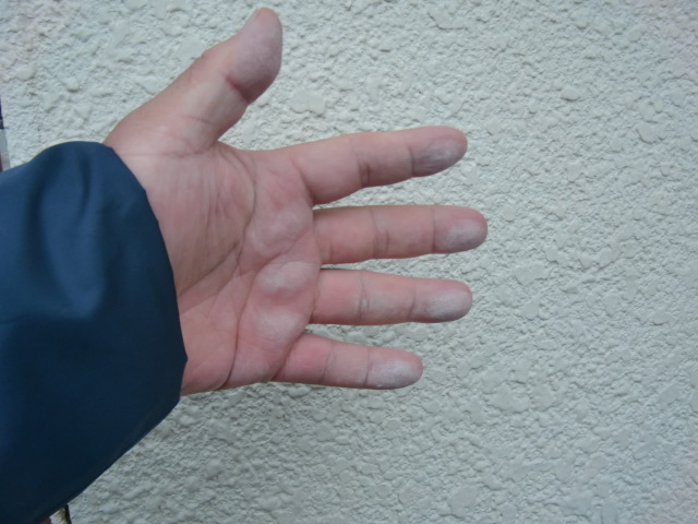 泉佐野市の外壁のチョーキング