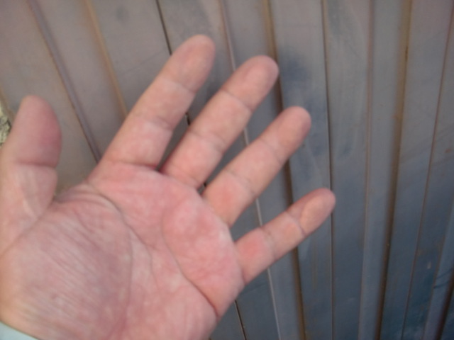 岸和田市吉井町の雨戸のチョーキング