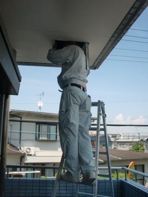 貝塚市石才のバルコニーの散水試験
