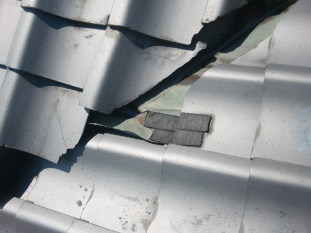 岸和田市土生町の屋根修理状況