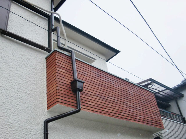 岸和田市の外壁のタイルも塗装