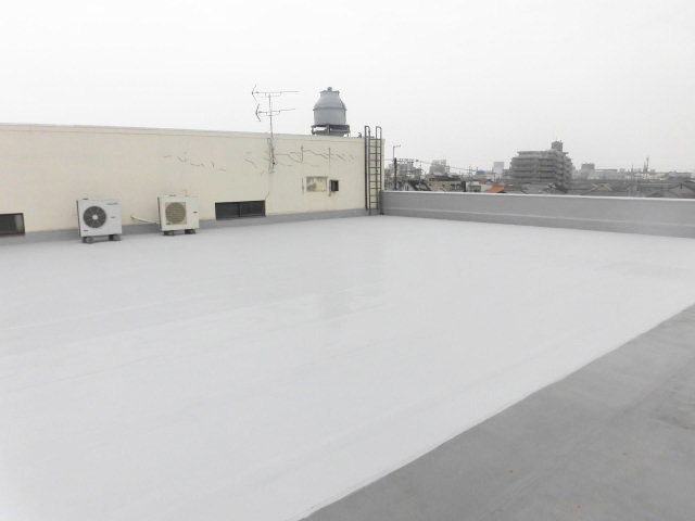 岸和田市の陸屋根防水工事完了