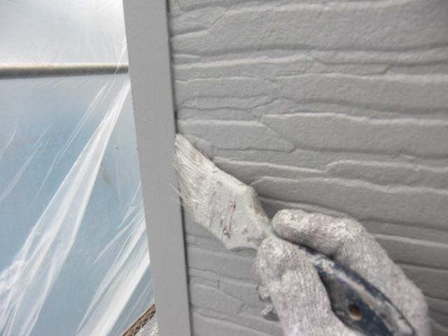 岸和田市三田町の外壁中塗り