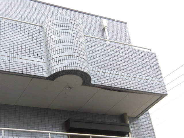 貝塚市石才のバルコニー現況