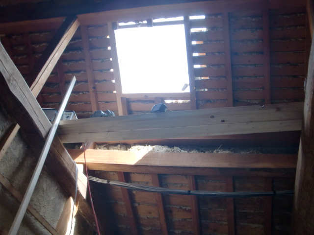 岸和田市内畑の天窓開口補強